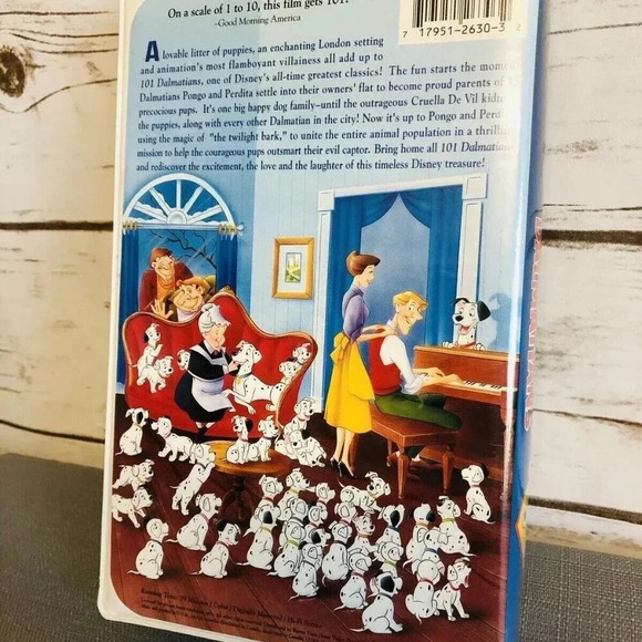 101 DALMATIANS VHS Home Video Tape Walt Disney Classic Clamshell Case - Picture 2 of 8